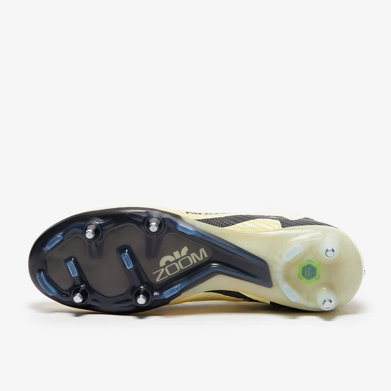 Nike Chaussure de foot montante à crampons pour terrain gras