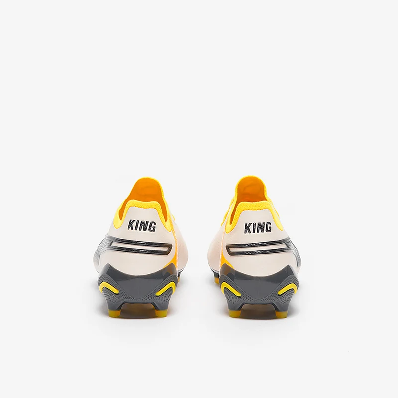 Puma King Ultimate FG/AG pour Femme