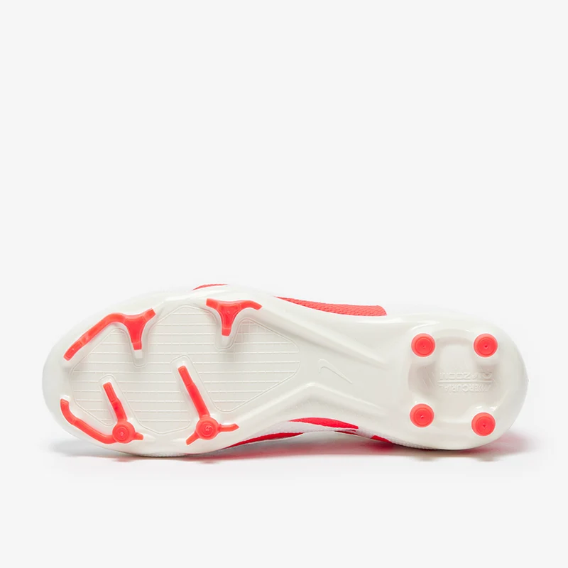 Nike Chaussure de foot montante à crampons pour terrain sec