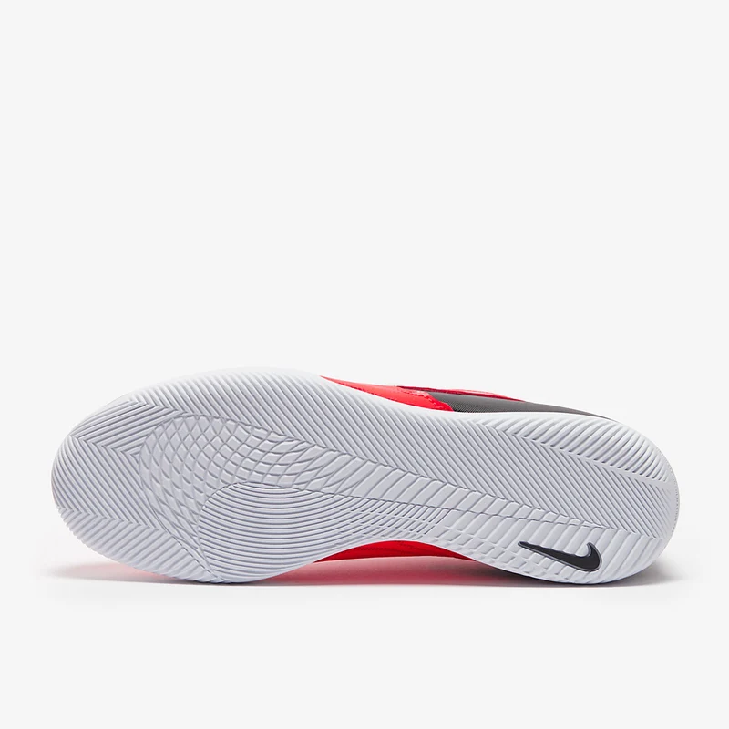 Nike Phantom GX Club IC