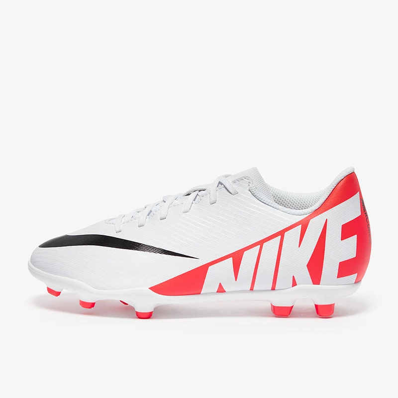 Nike Chaussure de foot basse à crampons multi