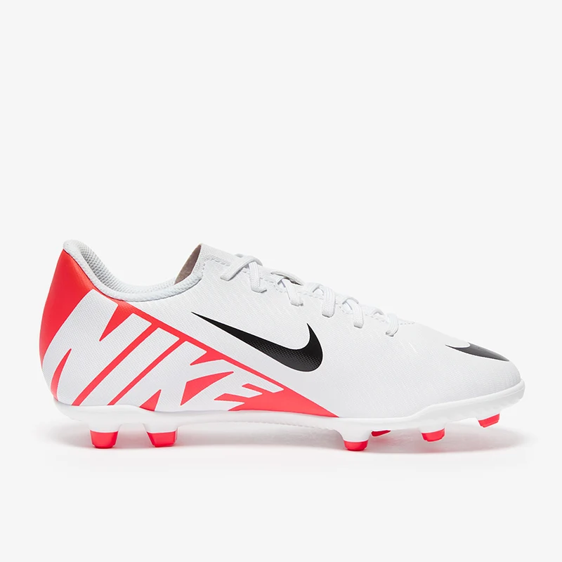 Nike Chaussure de foot basse à crampons multi