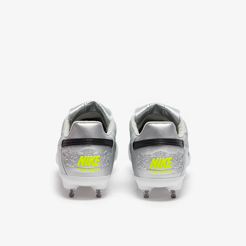 Nike The Premier III SG-Pro Anti Clog