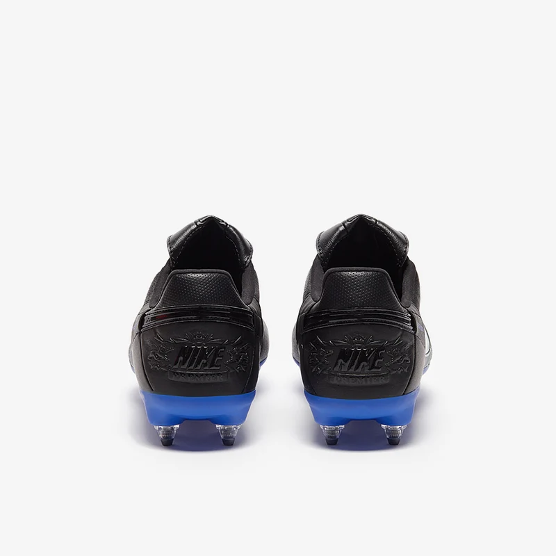 Nike Chaussure de foot basse à crampons pour terrain gras Ni