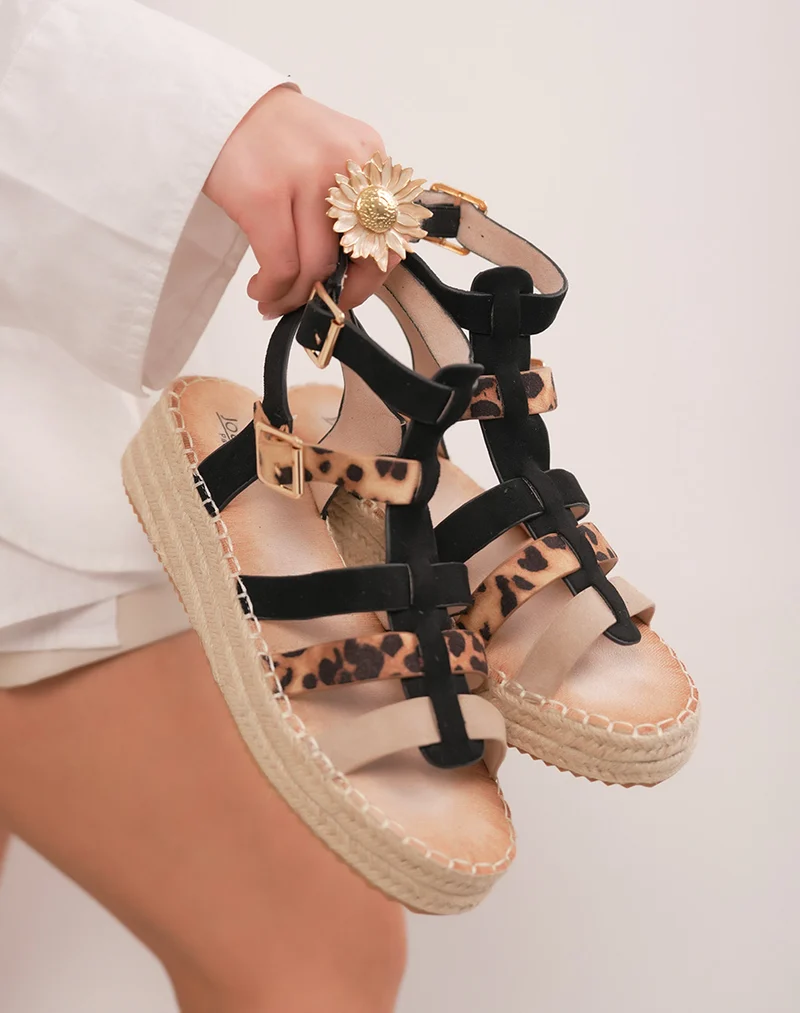 Sandales femme compensées noires léopard élégantes à brides croisées et semelle en jute