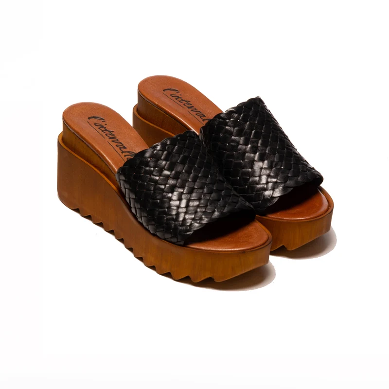 Dulani Black Weave