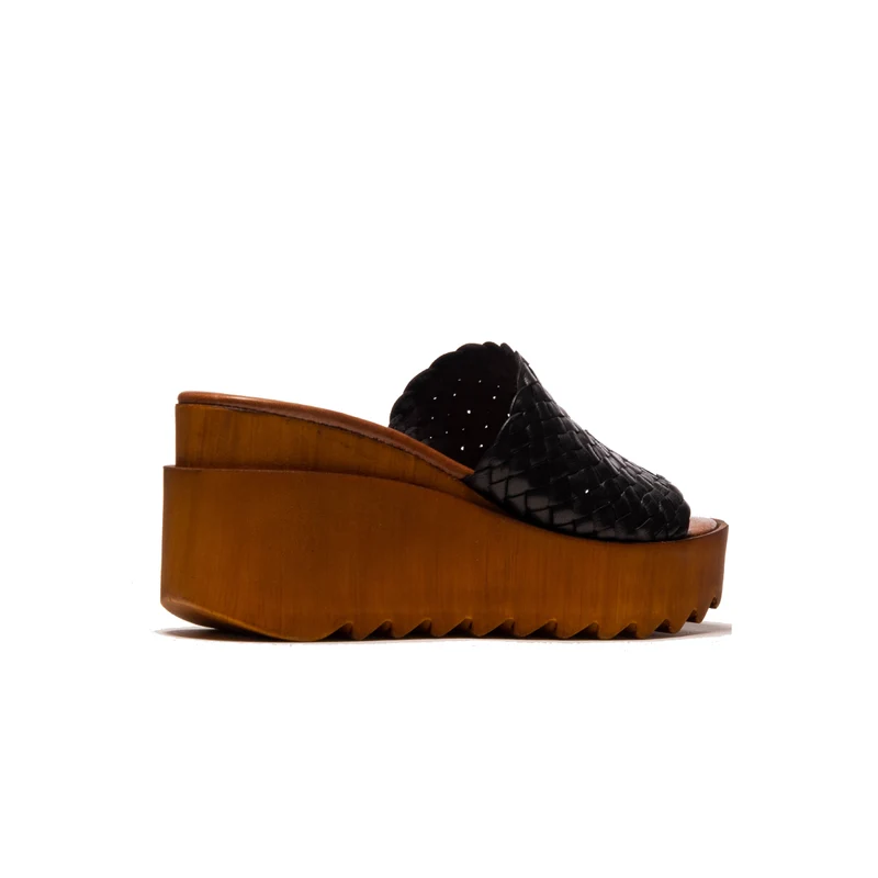 Dulani Black Weave