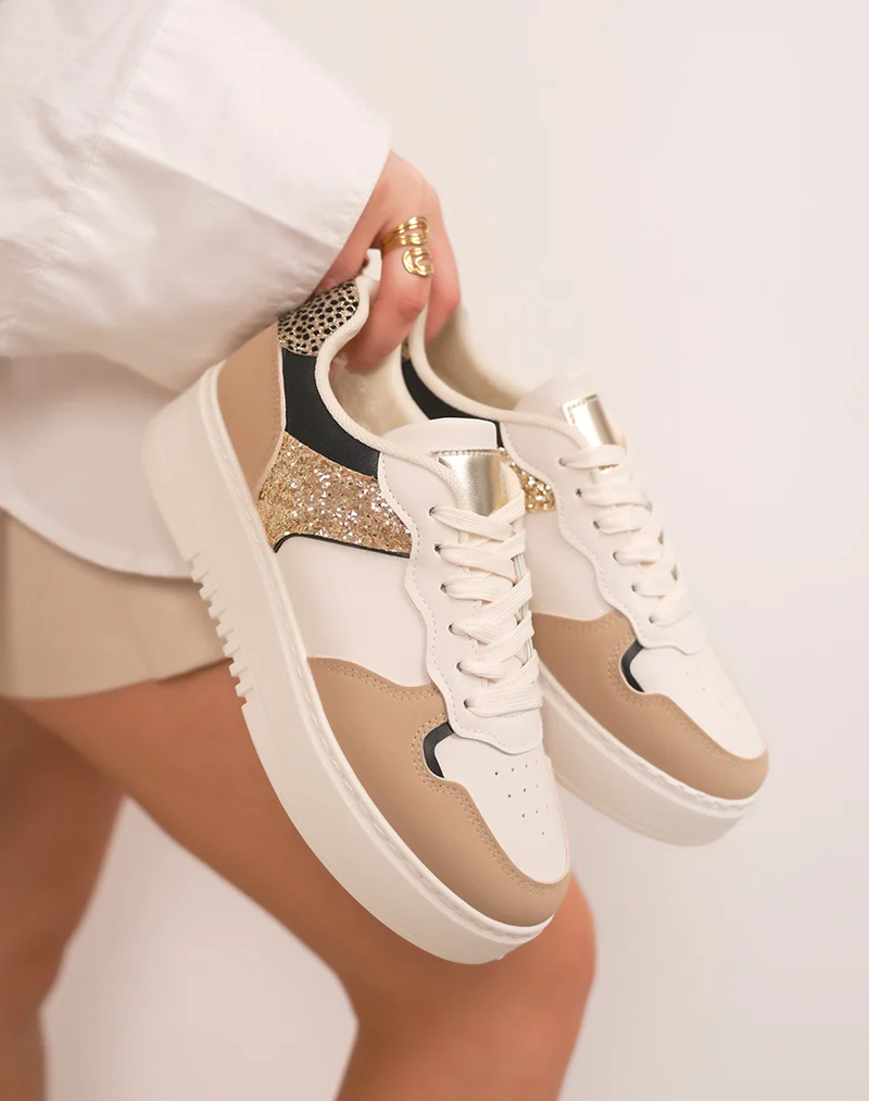 Baskets femme beiges et taupe à détail doré pailleté ultra tendance
