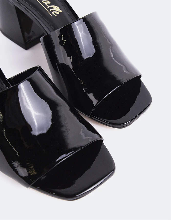 Clarabelle Black Patent