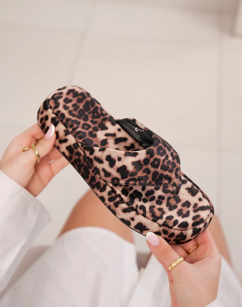 Tongs femme à plate-forme épaisse motif léopard ultra tendance