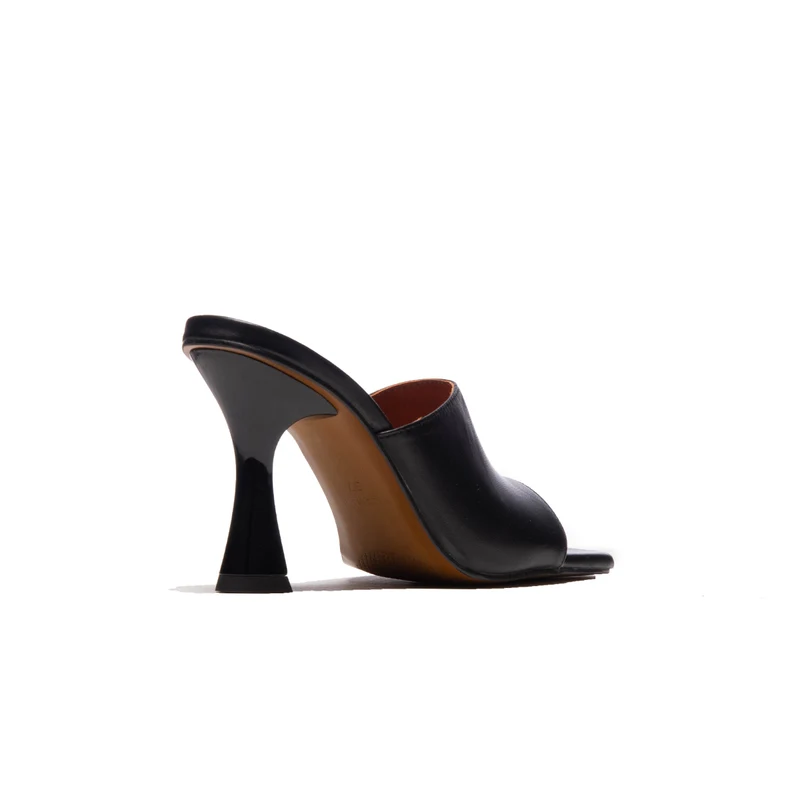 Cythera Black Leather