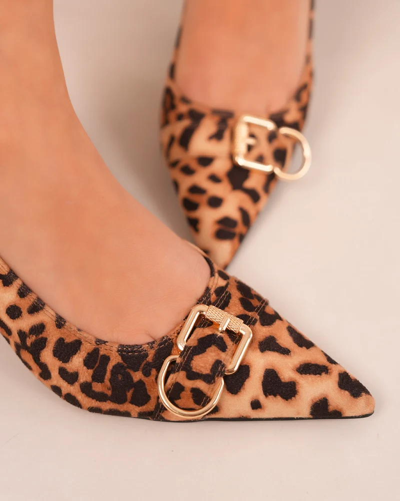 Escarpins femme à motif léopard – Tendance et audace