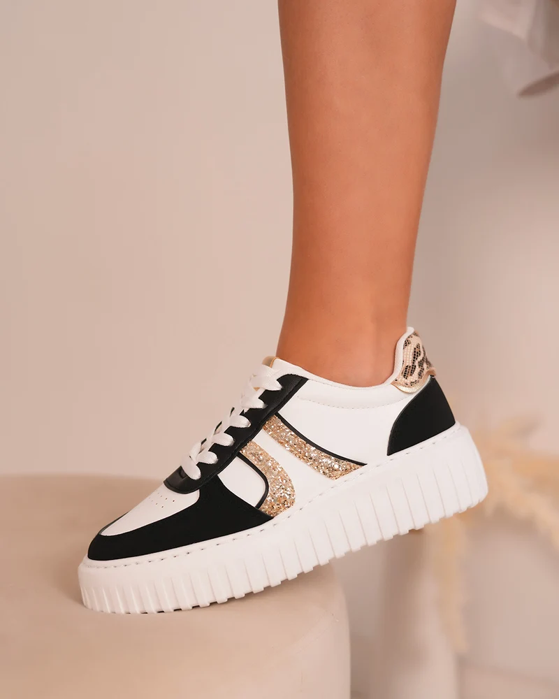Basket femme blanche et noire tendance avec paillettes dorées et détail léopard
