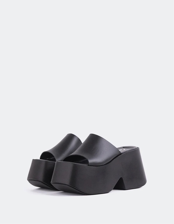 Fidèle Black Leather