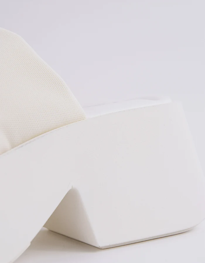 Douce White Lycra
