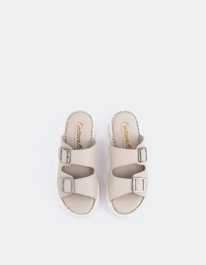 Corsham Sand Leather