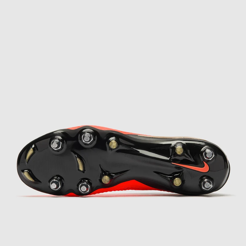 Nike Phantom 6 Low Elite SG-Pro