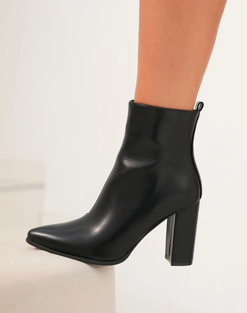 Bottines à bout pointu effet simili-cuir