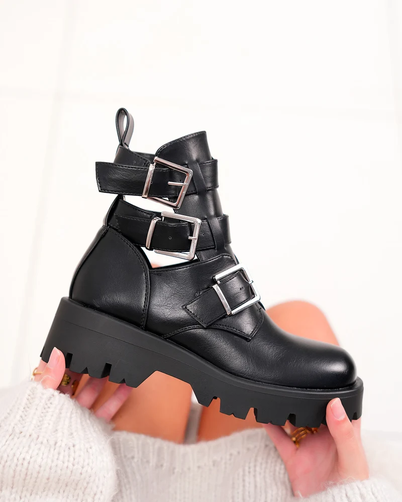 Bottines femme noires à triples lanières et semelle crantée tendance