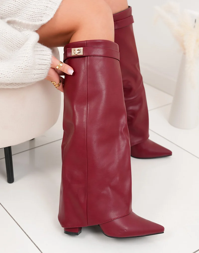 Bottes hautes femme bordeaux à talon carré et détails dorés