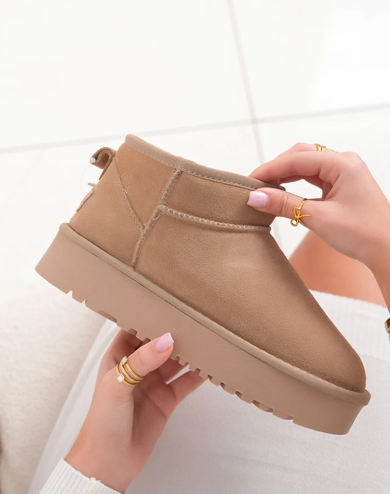 Bottines femme basses en cuir taupe fourrées avec plateforme
