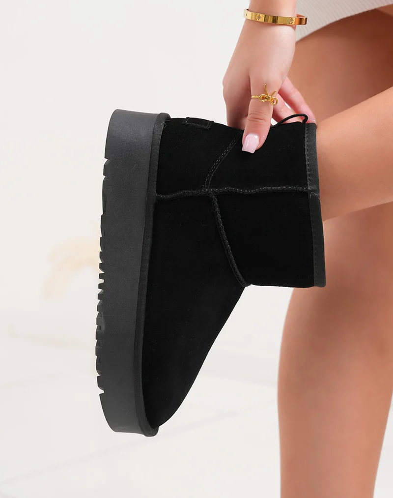 Bottines femme mi-hautes en cuir noir fourrées avec plateforme