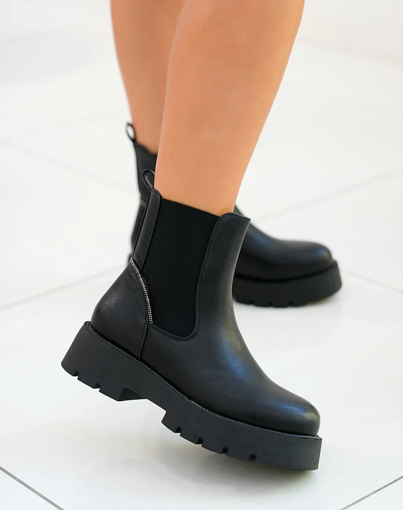 Bottines femme noires avec détail pailleté et semelle crantée