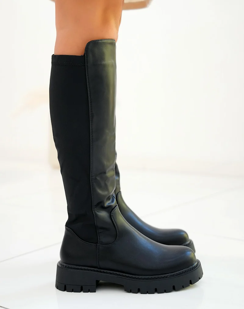 Bottes femme noires hautes avec semelle crantée et bout rond