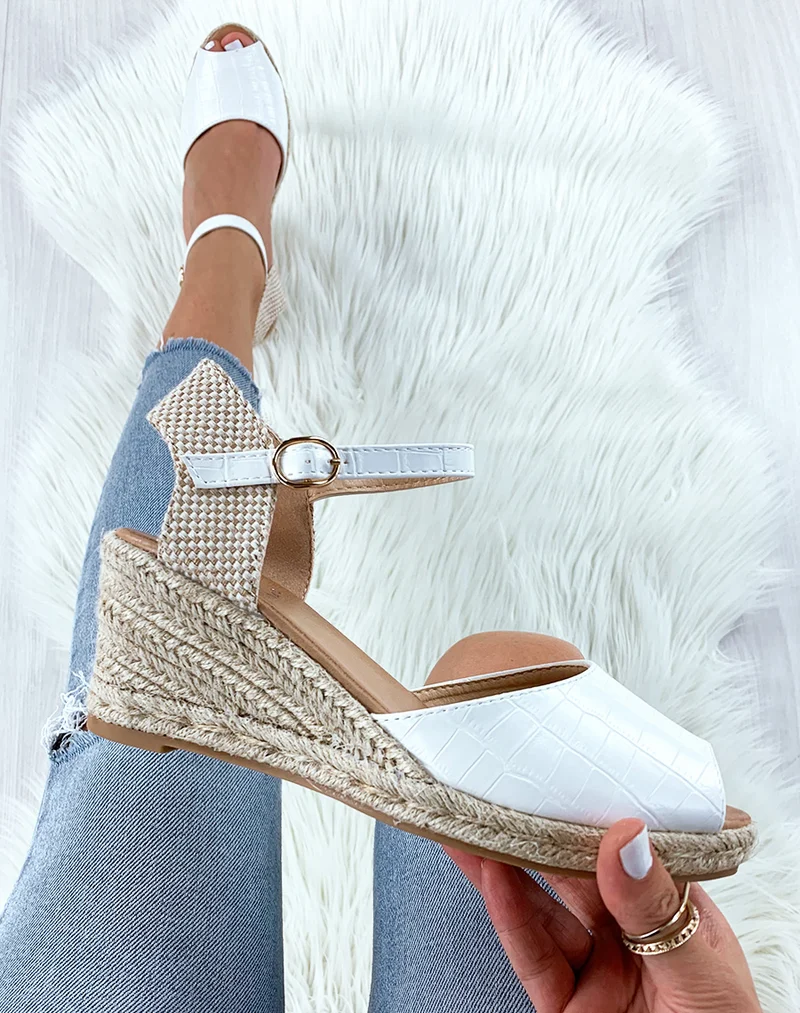 Sandales espadrilles compensées blanches effet croco et corde