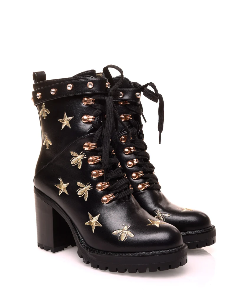 Bottines montantes noires à talons brodées