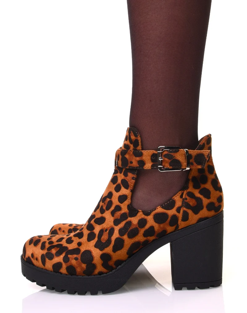 Bottines léopard en suédine ajourée