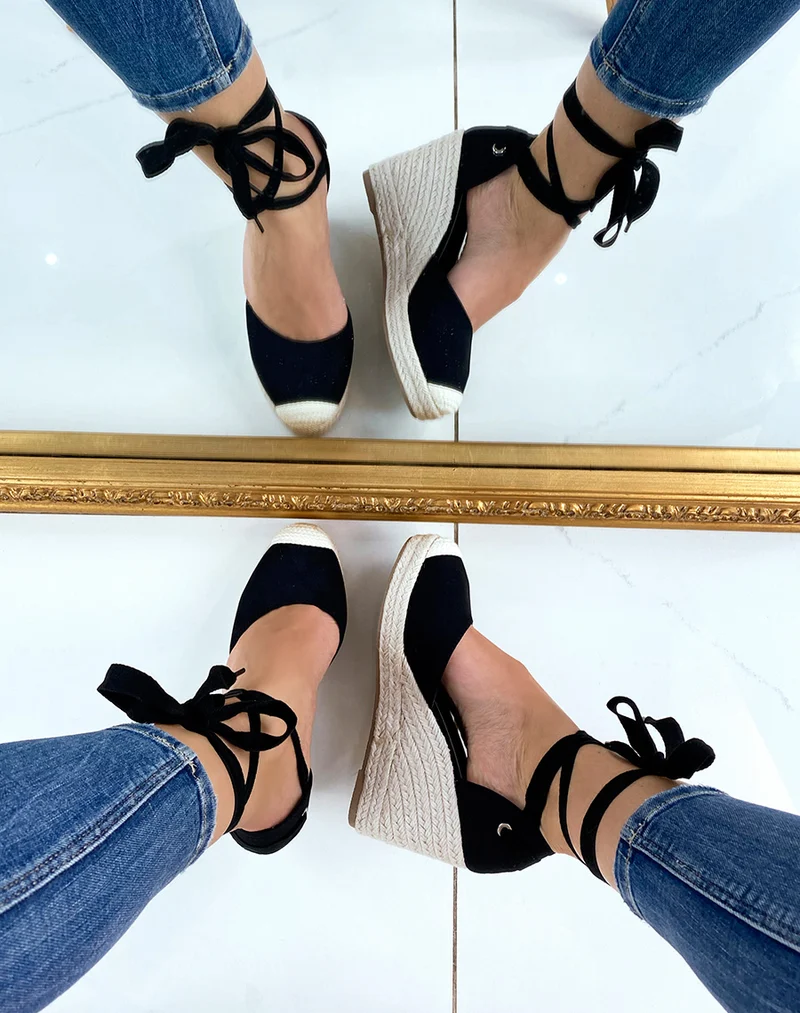 Espadrilles à talons compensés en toile noire à rubans