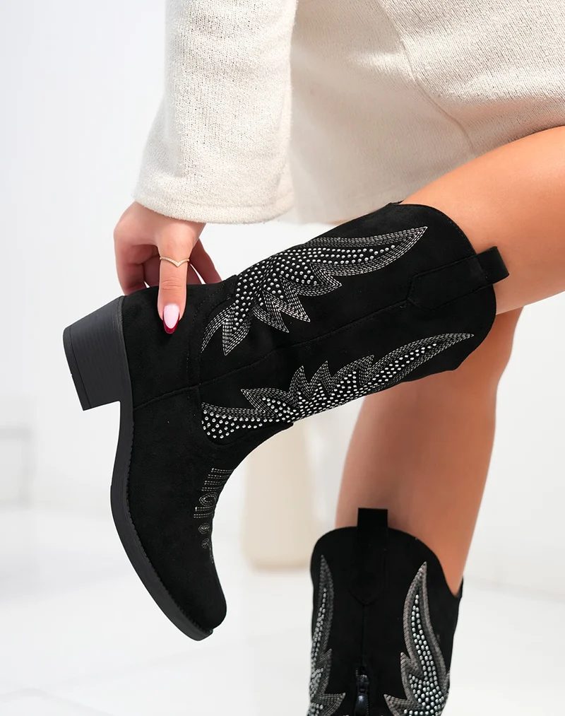 Bottines santiags femme noires en suédine avec strass argenté et talon bas