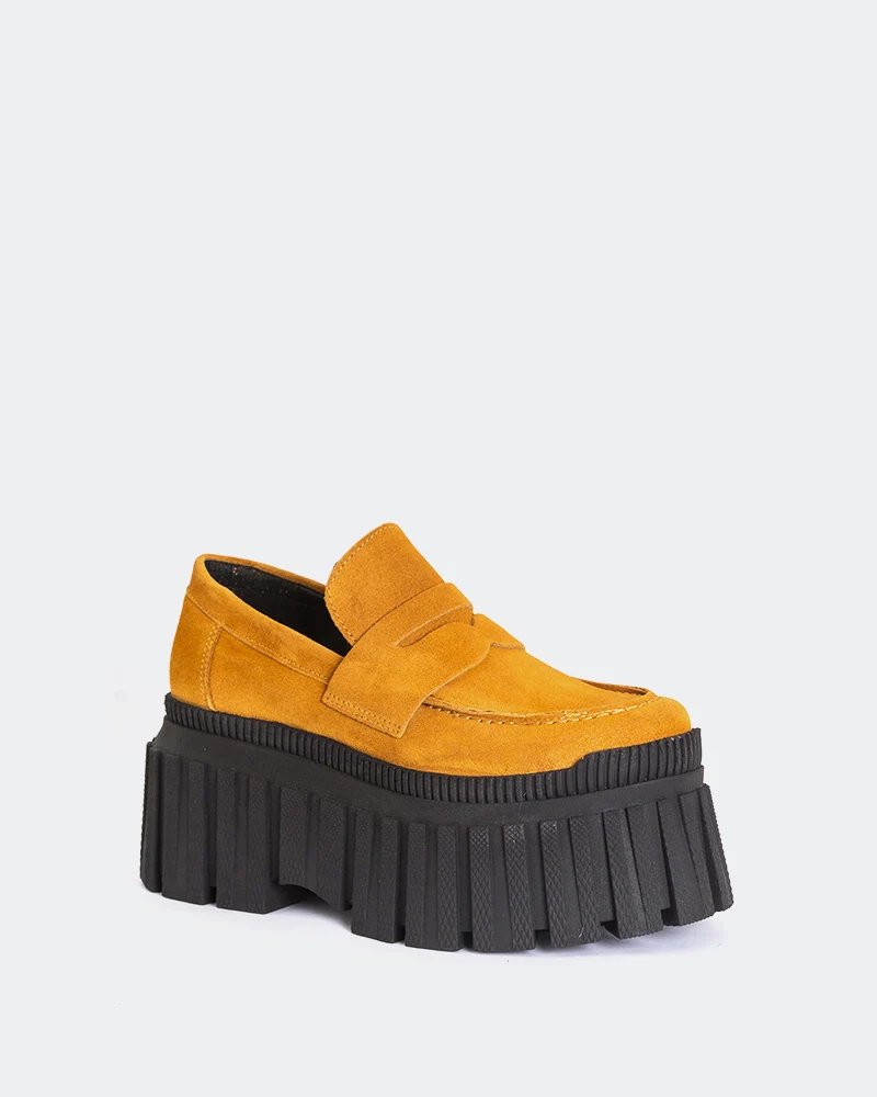 Leiza Camel Suede
