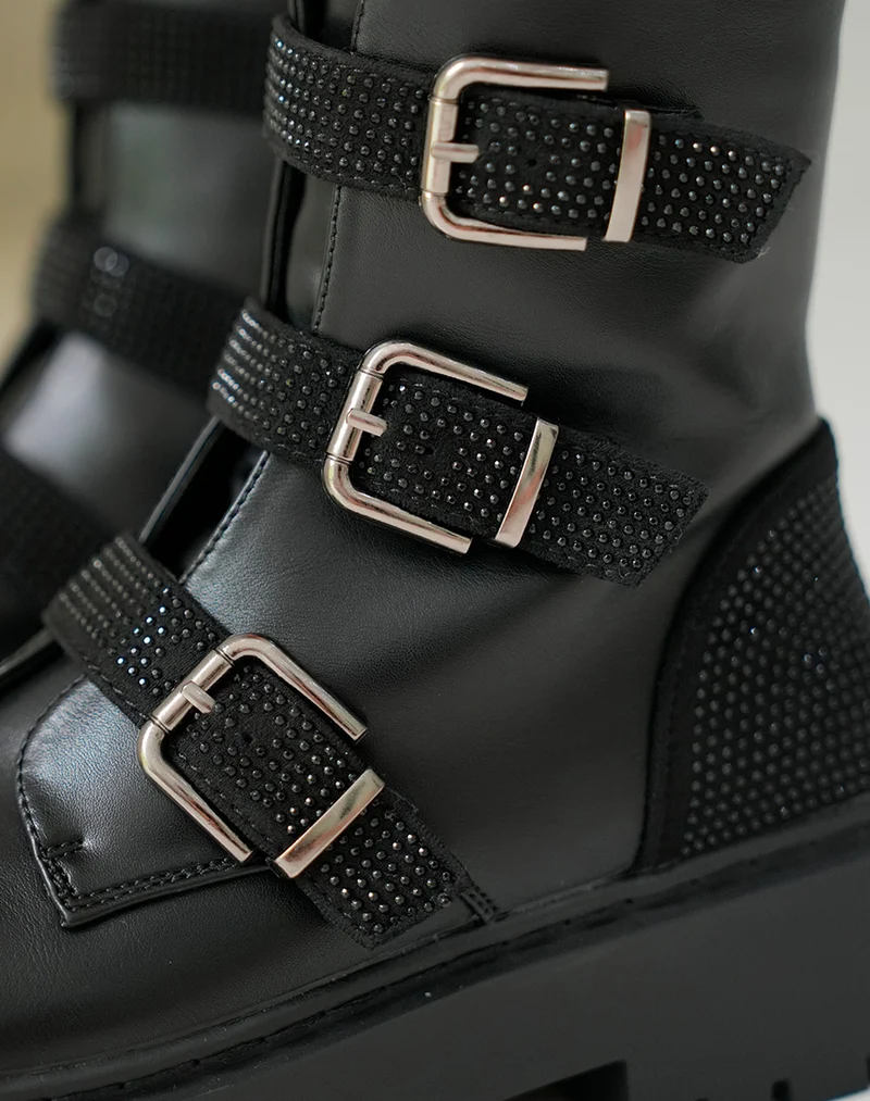 Bottines Femme Noires à Semelle Géante et Sangles Strassées