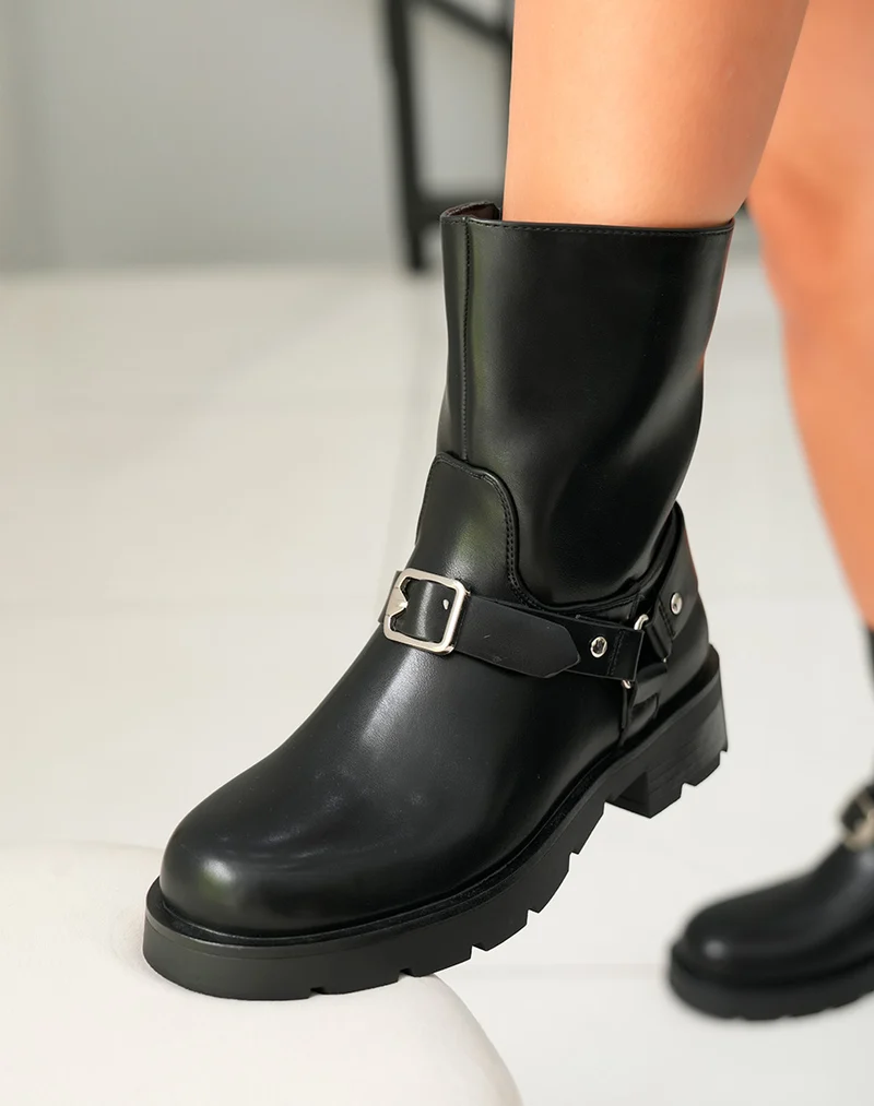 Bottines Noires avec Détails Argentés pour Femme