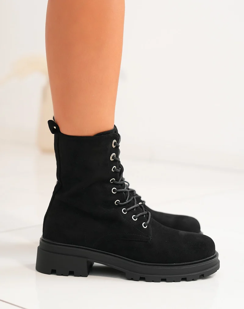 Bottines montantes à lacets noires en suédine avec détails argentés