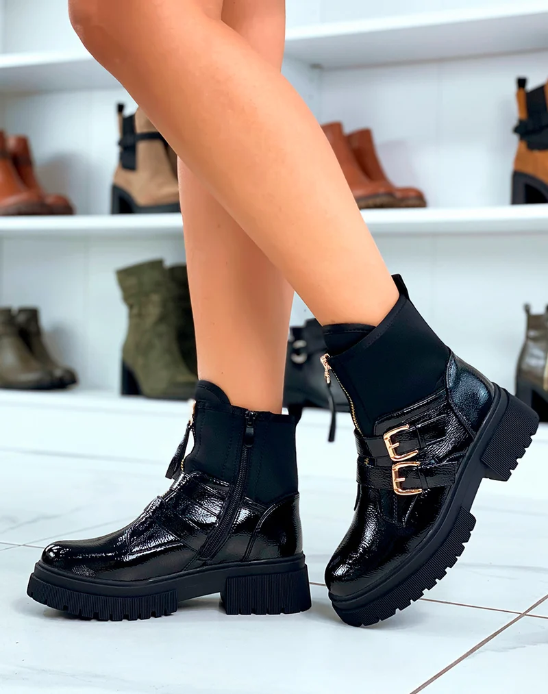 Bottines en vinyle noir: Audace et raffinement