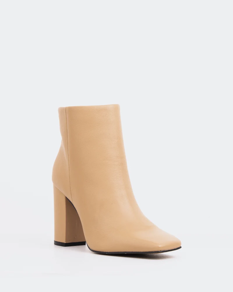 Nesrine Camel Leather