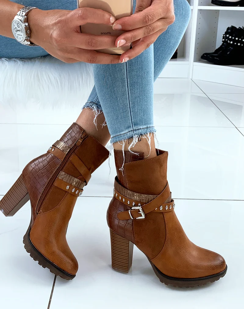 Bottines en bi-matières camel à talons et multiples lanières entrecroisées