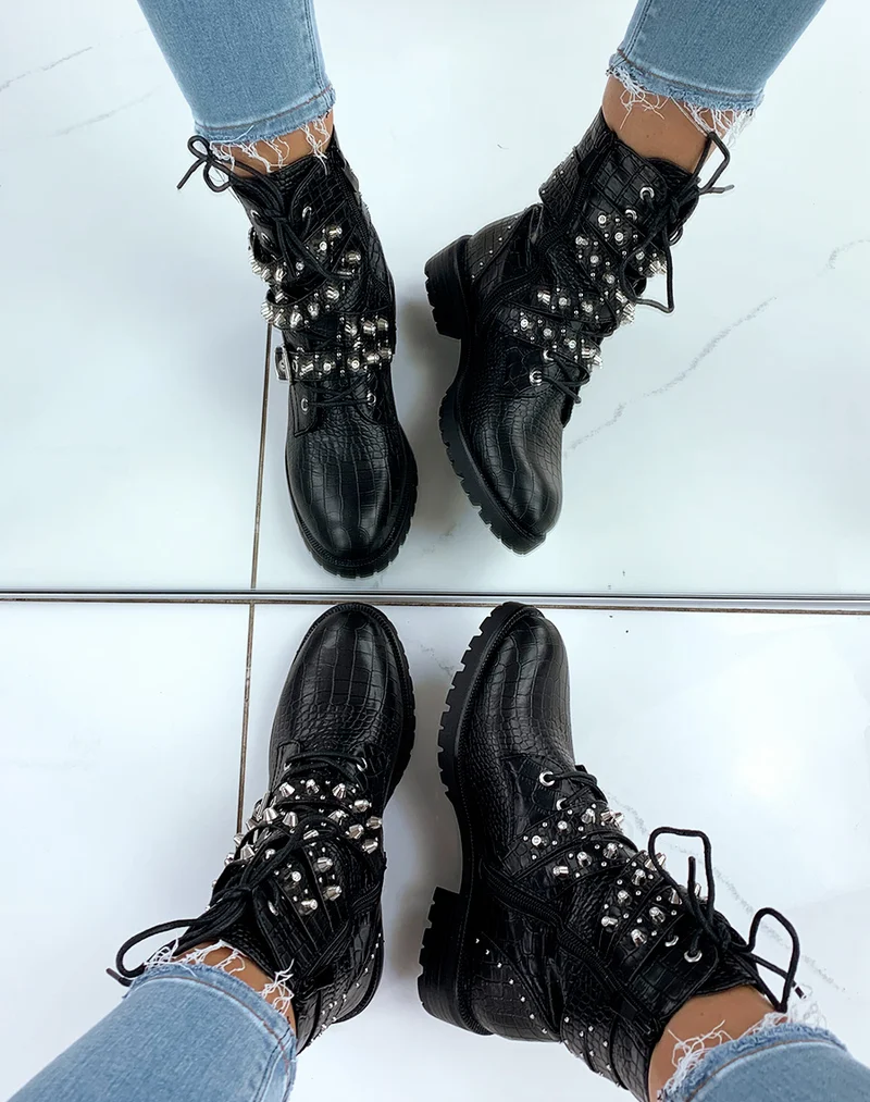 Bottines noires effet serpent à bijoux rock