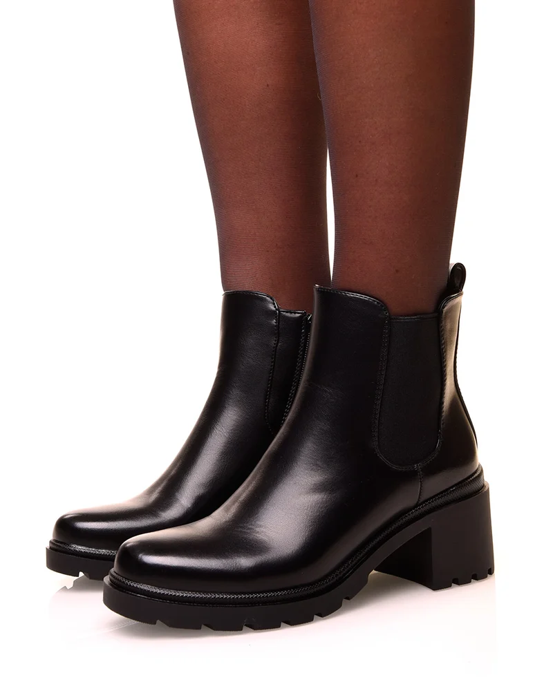Chelsea boots noires à semelles crantées