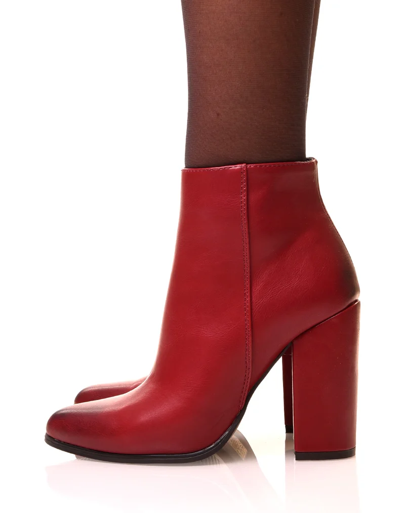 Bottines bordeaux à talons carrés et à bouts pointus