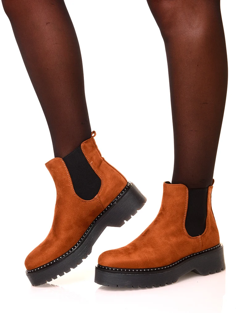 Chelsea boots camelles en suédine