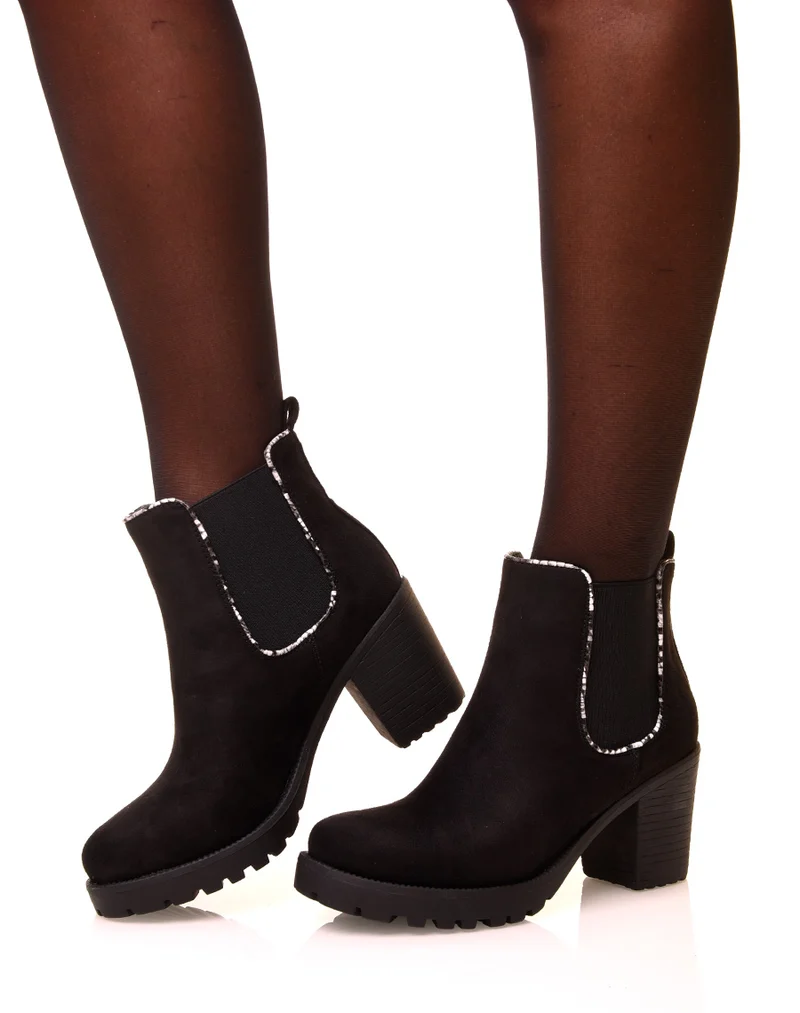 Bottines noires en suédine à petit talon