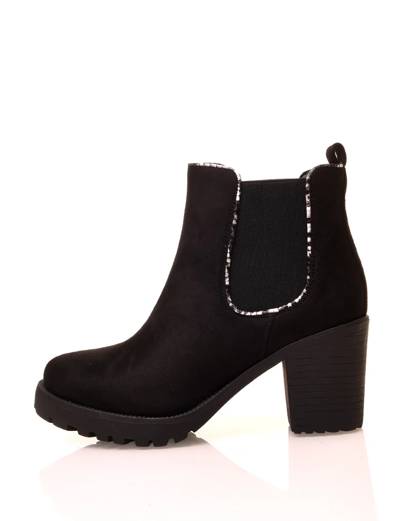 Bottines noires en suédine à petit talon