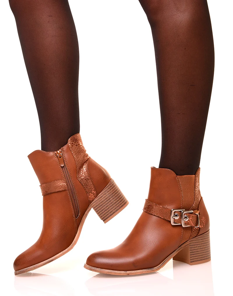 Bottines camelles à talon moyen