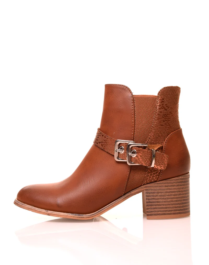 Bottines camelles à talon moyen