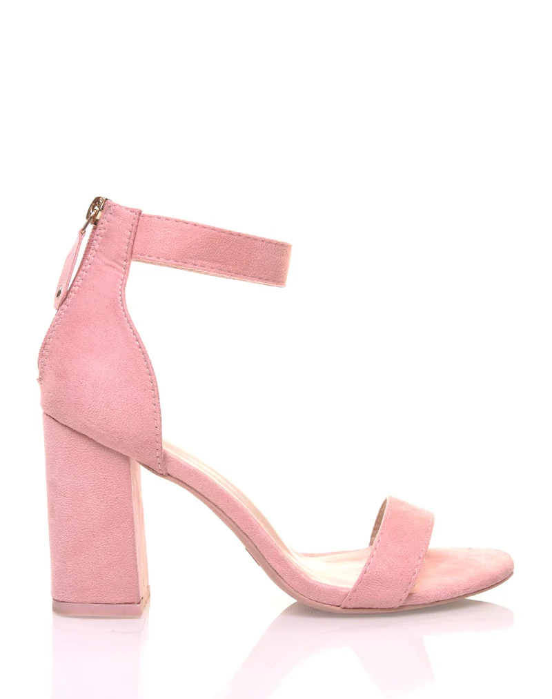 Sandales roses en suédine