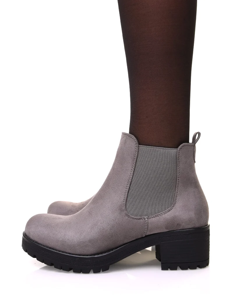 Chelsea boots grises en suédine à talon mi haut